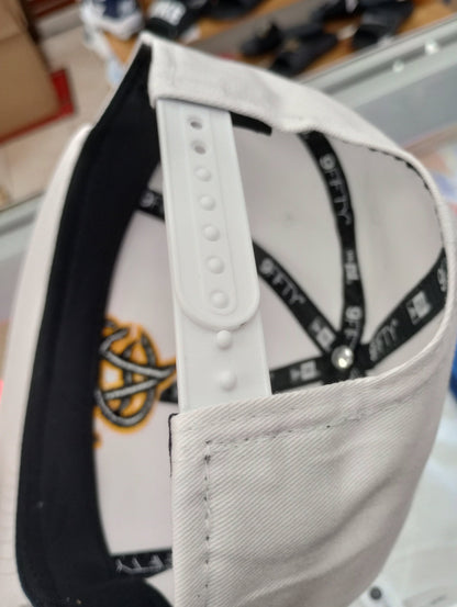 Aguilas Cibaeñas New Era SnapBack GOLD Logo white Hat