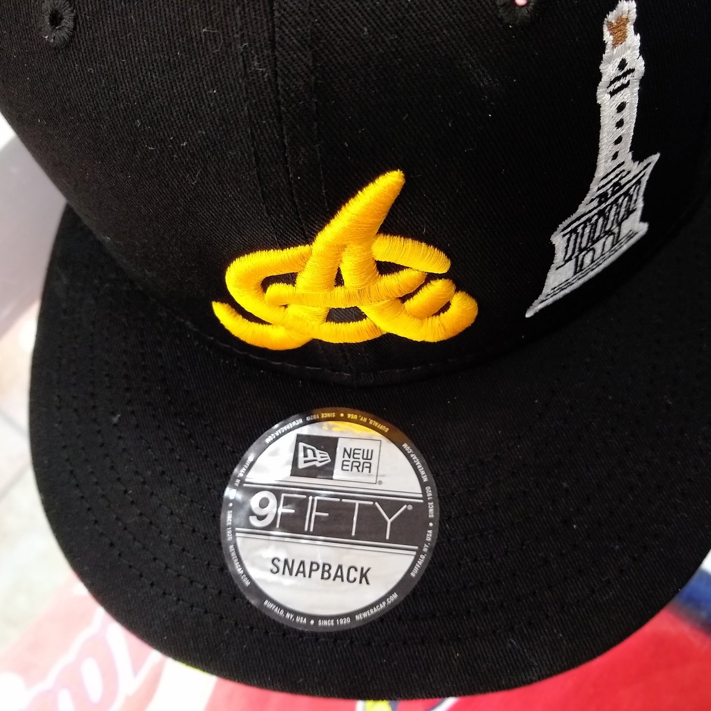 New Era Aguilas Cibaeñas Monumento SnapBack Black hats